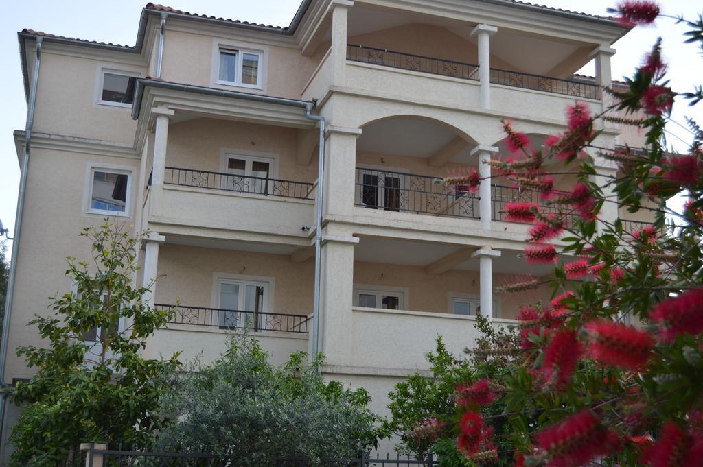 Vila Maslina Guesthouse Budva Exterior foto